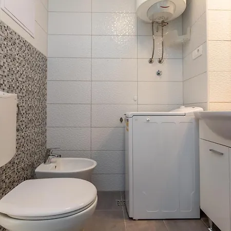 Apartment Yellow Duck - Center Makarska