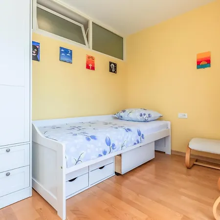 Yellow Duck - Center Apartment