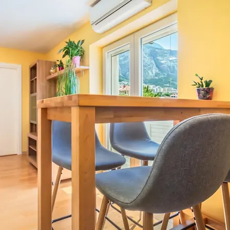 Yellow Duck - Center Apartment *